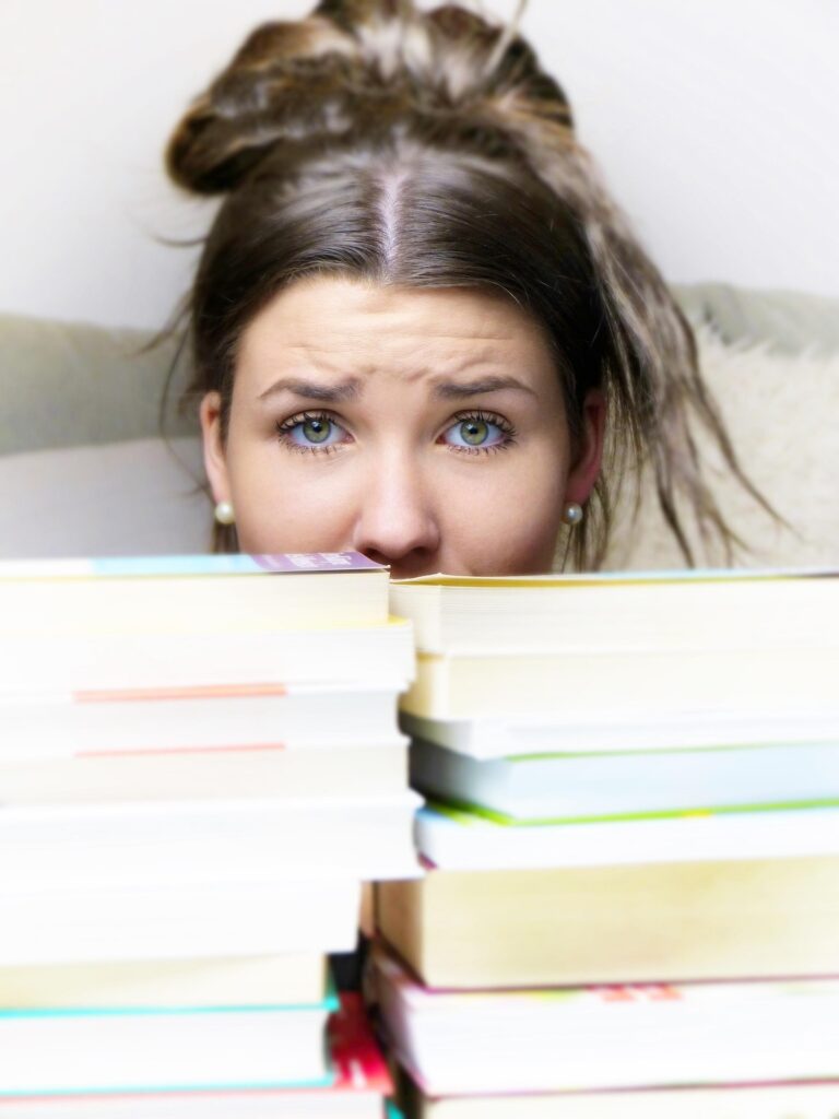 girl with books